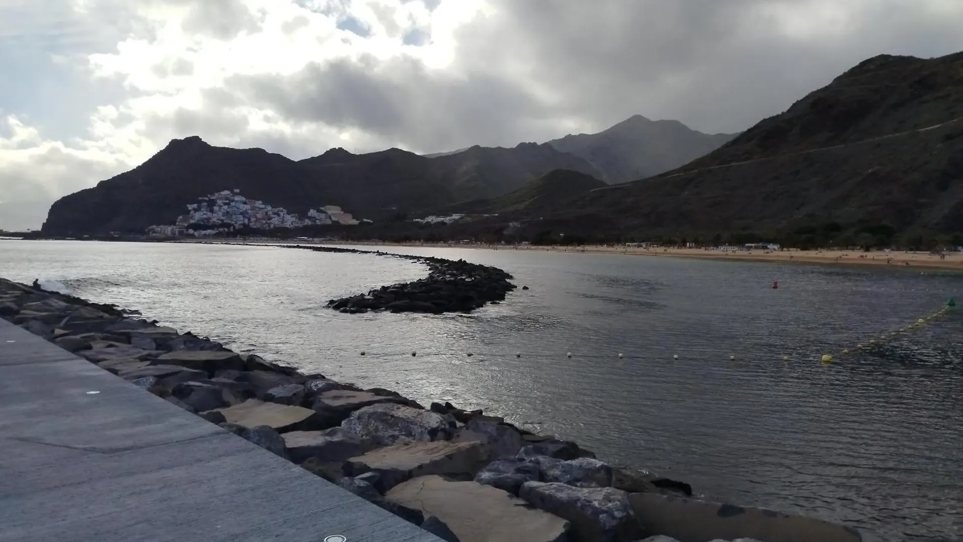 招待所 La Laguna Tur